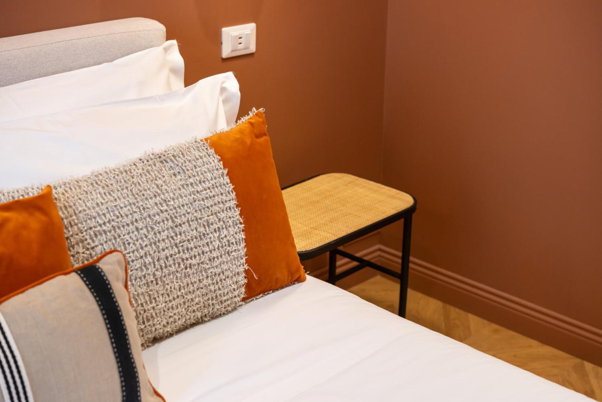 The Couper Spiga Hotel Milan Bagian luar foto