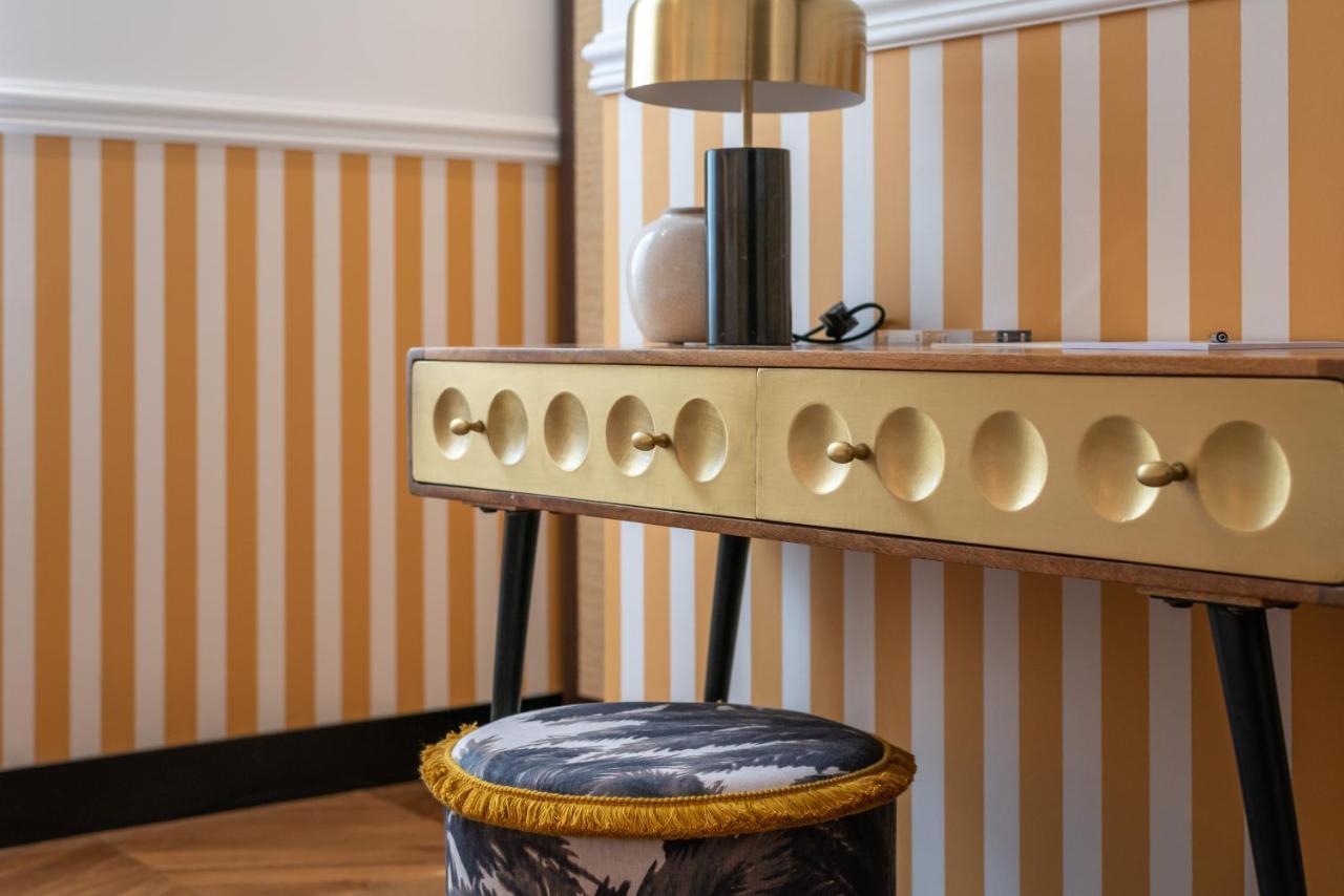 The Couper Spiga Hotel Milan Bagian luar foto