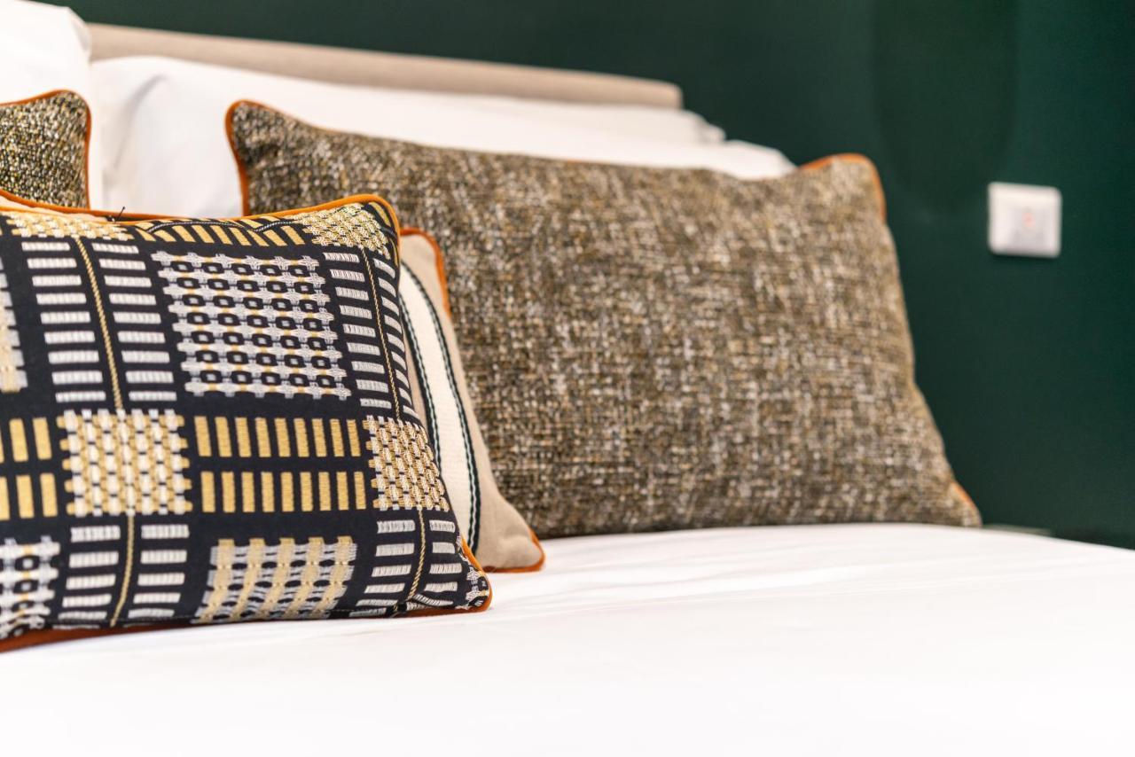 The Couper Spiga Hotel Milan Bagian luar foto