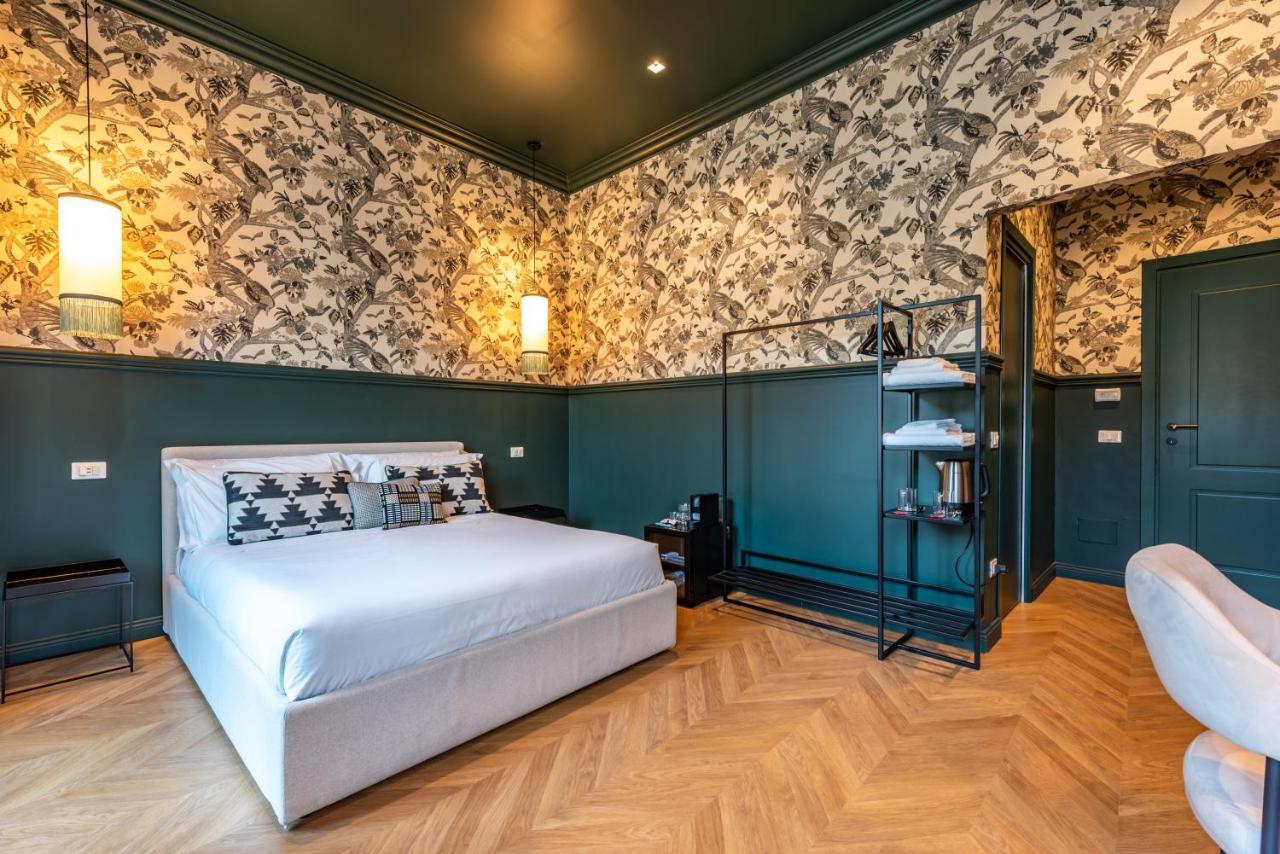 The Couper Spiga Hotel Milan Bagian luar foto